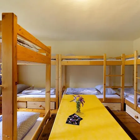 Black Sheeps Adventures Hostel *