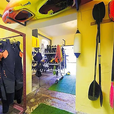 Black Sheeps Adventures Hostel
