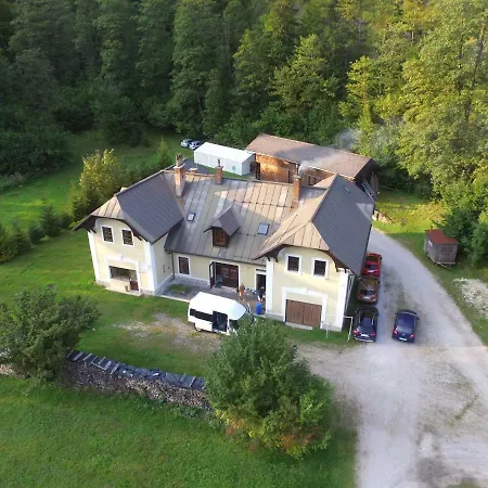 호스텔 Black Sheeps Adventures