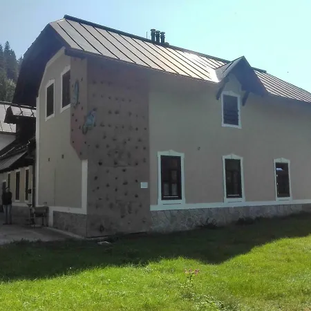 Black Sheeps Adventures 호스텔 윌달펜