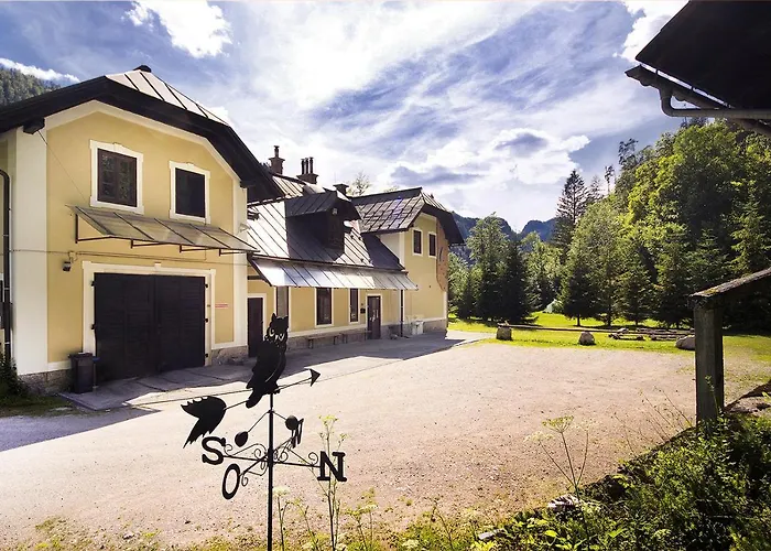 Black Sheeps Adventures Ostello *