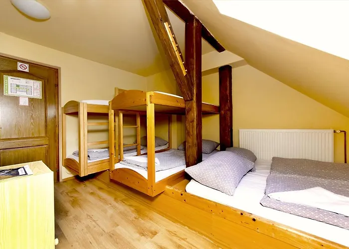 Black Sheeps Adventures Hostel *