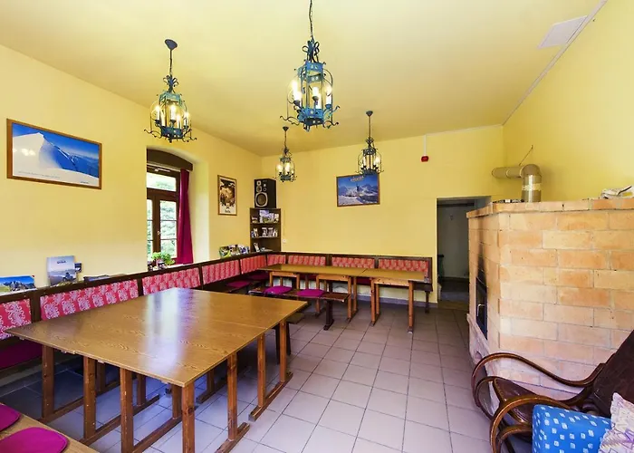 Black Sheeps Adventures Hostel *