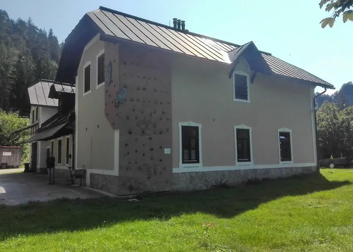 Black Sheeps Adventures Hostel Wildalpen